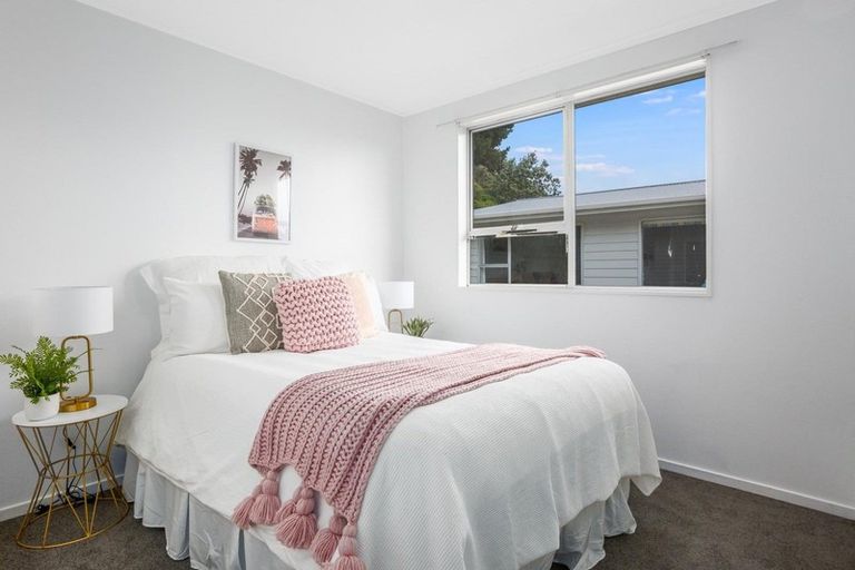 Photo of property in 10 Findhorn Place, Papakowhai, Porirua, 5024