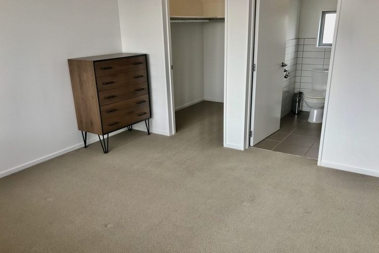 Photo of property in 972c Colombo Street, St Albans, Christchurch, 8014