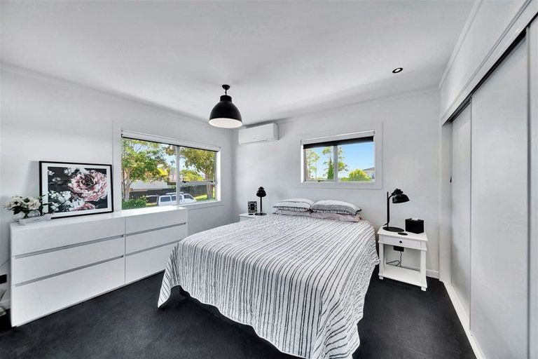 Photo of property in 45a View Road, Campbells Bay, Auckland, 0630