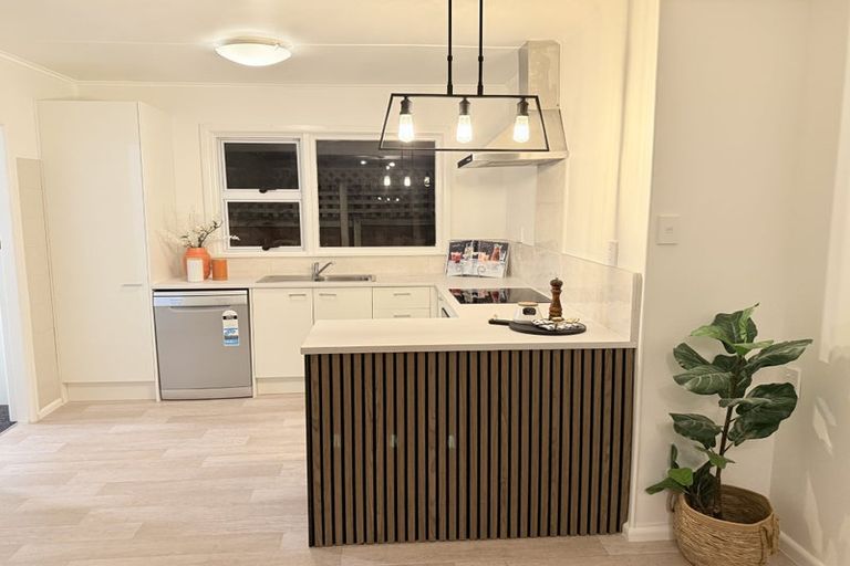 Photo of property in 1/134 Somerfield Street, Somerfield, Christchurch, 8024