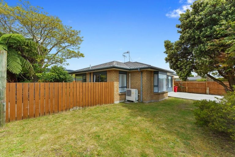 Photo of property in 96 Makarini Street, Paraparaumu, 5032