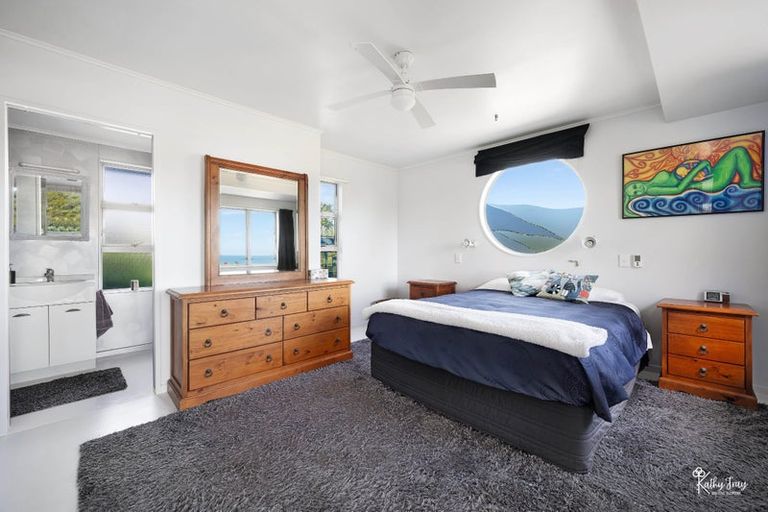 Photo of property in 13 Bayly Street, Baylys Beach, Dargaville, 0377