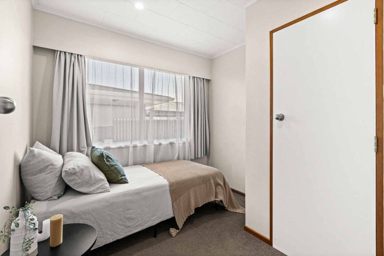 Photo of property in 12 Lyttelton Crescent, Tamatea, Napier, 4112