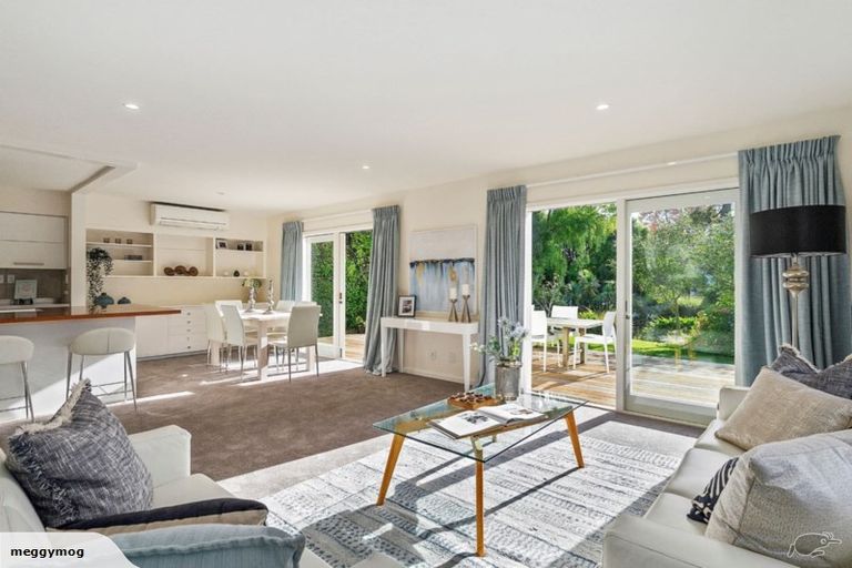 Photo of property in 15 Wairarapa Terrace, Merivale, Christchurch, 8014