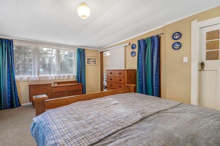 Photo of property in 32 Hutchison Crescent, Durie Hill, Whanganui, 4500