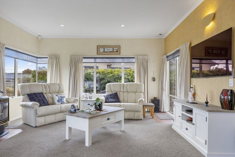 Photo of property in 21 Whetu Place, Nukuhau, Taupo, 3330