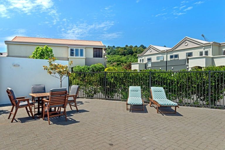Photo of property in Harbour View, 7/100 Customhouse Street, Gisborne, 4010