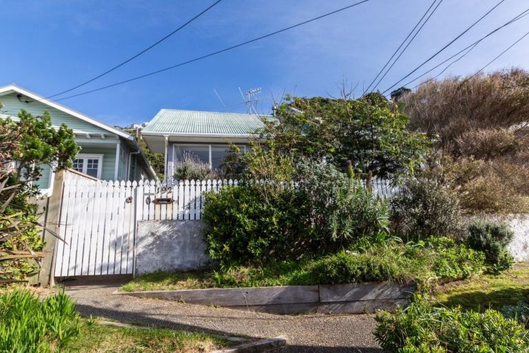 Photo of property in 192 Sutherland Road, Lyall Bay, Wellington, 6022