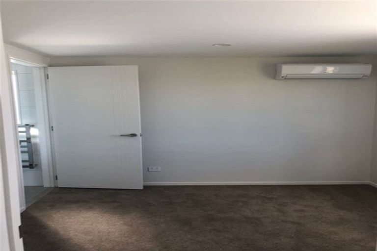 Photo of property in 2 Riroriro Close, Crofton Downs, Wellington, 6035