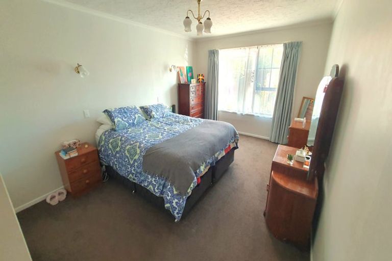 Photo of property in 3 Greystoke Lane, Avonhead, Christchurch, 8042