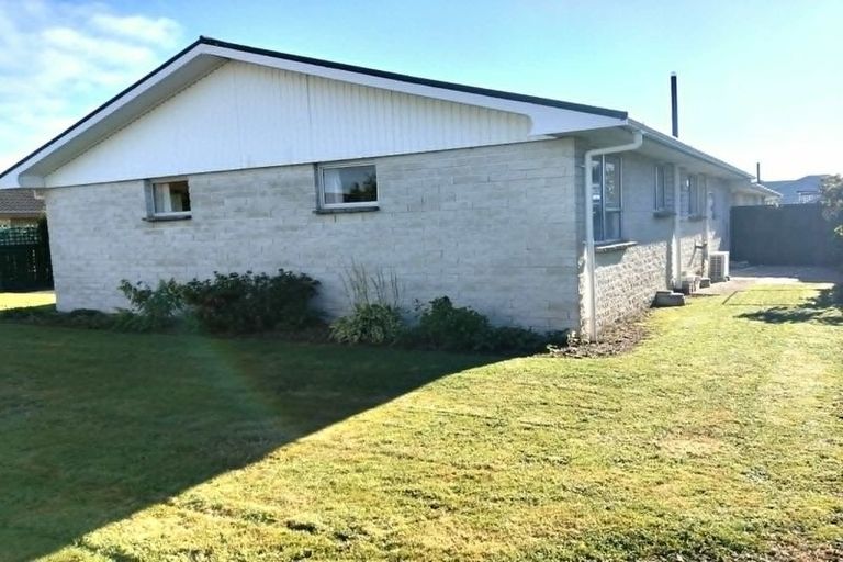 Photo of property in 36 Sylvan Avenue, Waikanae, 5036