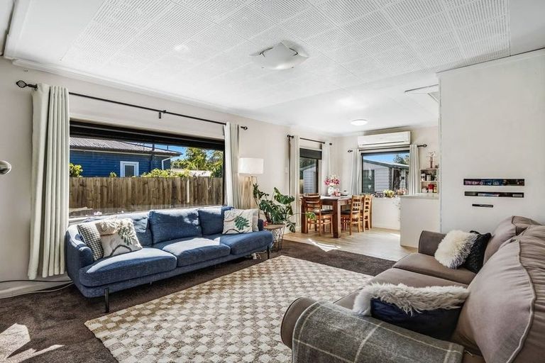 Photo of property in 1/9 Keighleys Road, Bromley, Christchurch, 8062