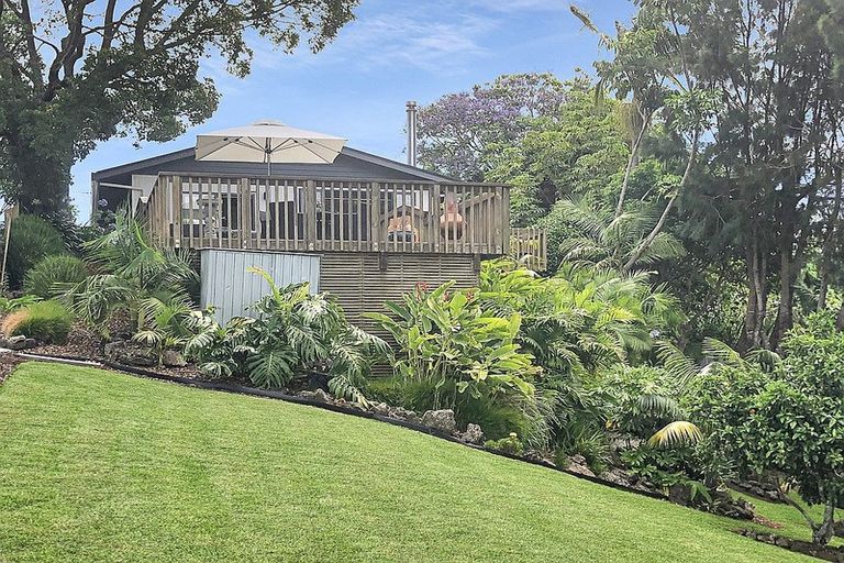 Photo of property in 35 Skudders Beach Road, Kerikeri, 0294