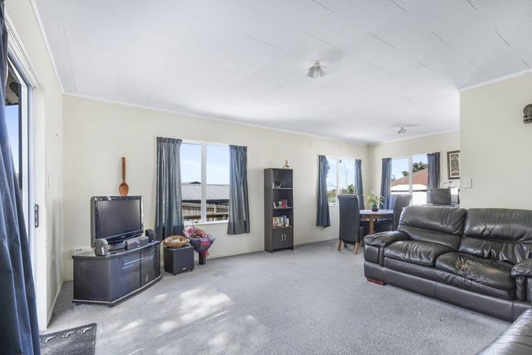 Photo of property in 27 Mahoe Street, Melville, Hamilton, 3206
