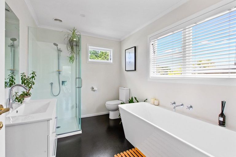 Photo of property in 1/55 Rosier Road, Glen Eden, Auckland, 0602