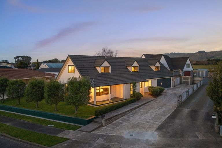 Photo of property in 9 Wright Grove, Levin, 5510