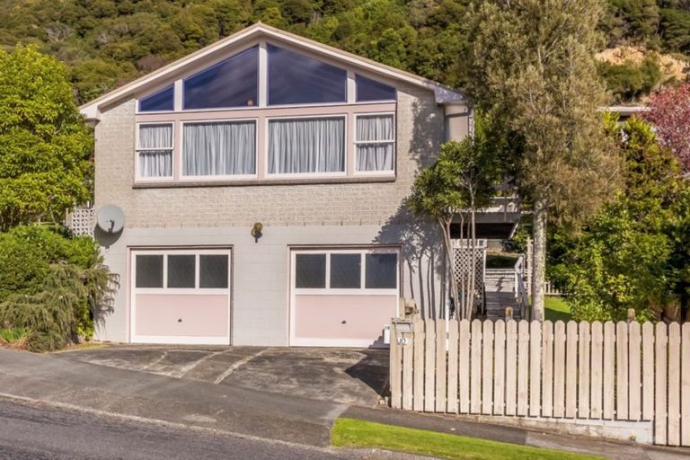 Photo of property in 10 Mission Street, Waterloo, Lower Hutt, 5011