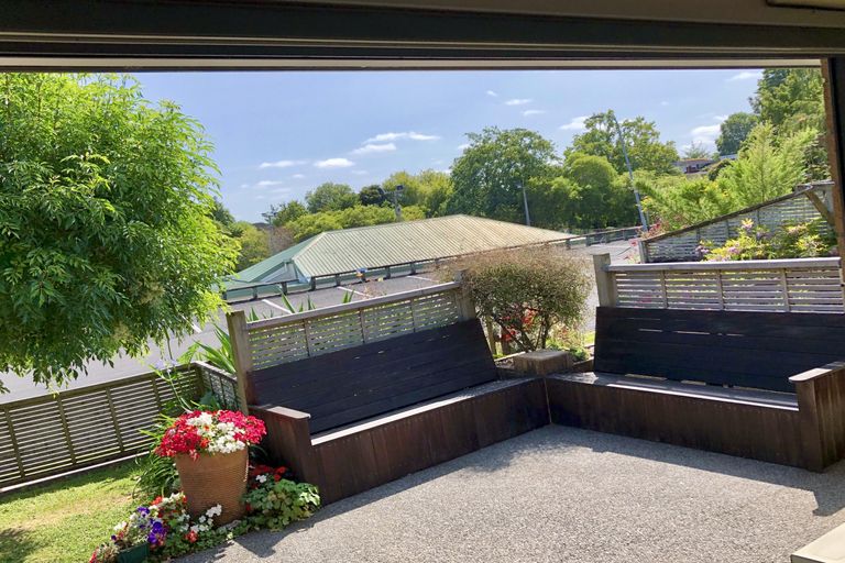 Photo of property in 100 Mangahoe Street, Te Awamutu, 3800