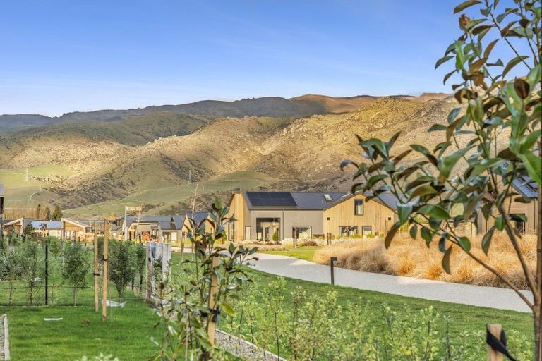 Photo of property in 38 Bragato Way, Cromwell, 9310