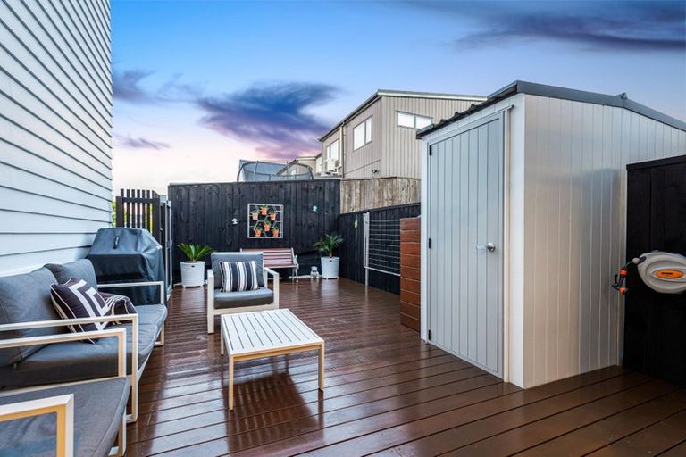 Photo of property in 49 Mapou Road, Hobsonville, Auckland, 0616