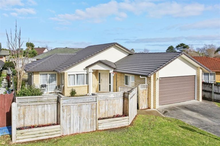 Photo of property in 21 Milson Drive, Papakura, 2110