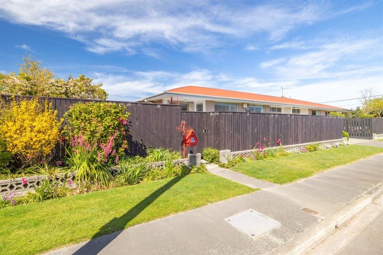 Photo of property in 30 Ranger Street, Mairehau, Christchurch, 8052