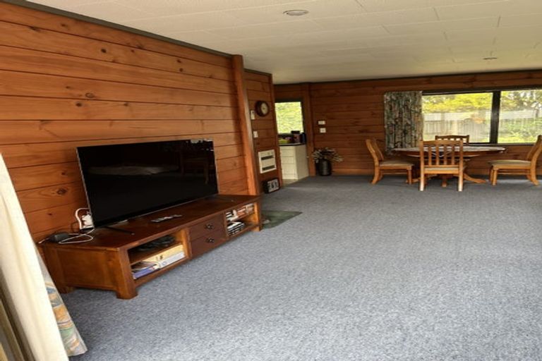 Photo of property in 145 Gala Street, Queens Park, Invercargill, 9810
