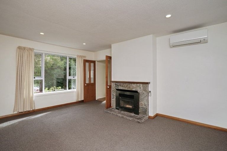 Photo of property in 3 Delph Street, Avonhead, Christchurch, 8042