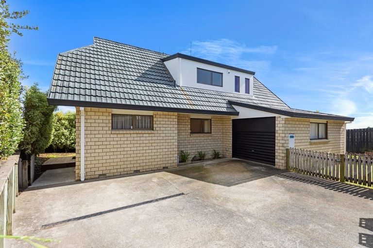 Photo of property in 34 Waikite Road, Welcome Bay, Tauranga, 3112