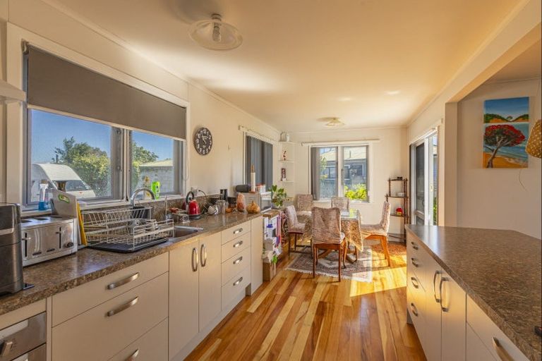 Photo of property in 120 Racecourse Road, Waipukurau, 4200