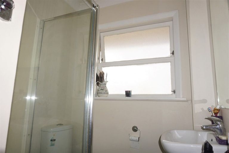 Photo of property in 35 Graham Street, Levin, 5510