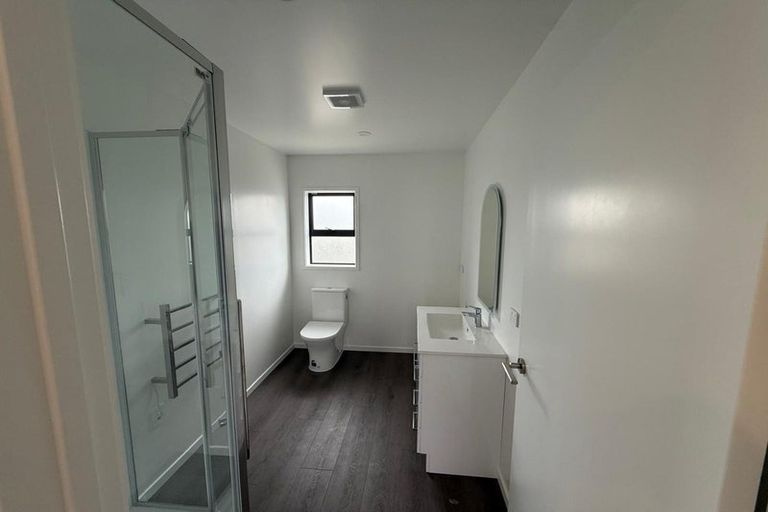 Photo of property in 128 Birkdale Road, Birkdale, Auckland, 0626