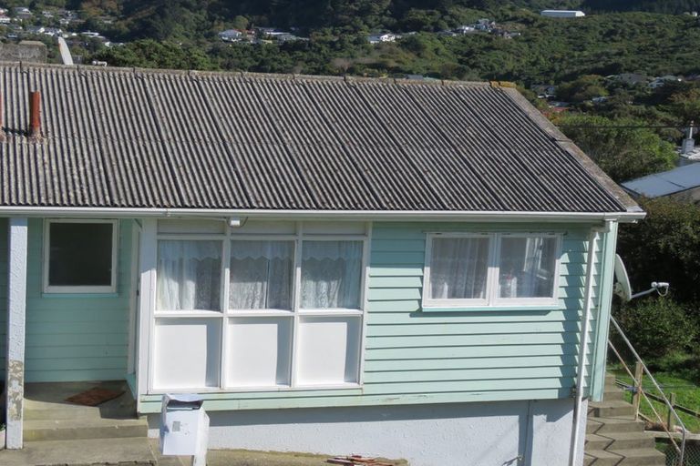 Photo of property in 34 Roberts Street, Tawa, Wellington, 5028