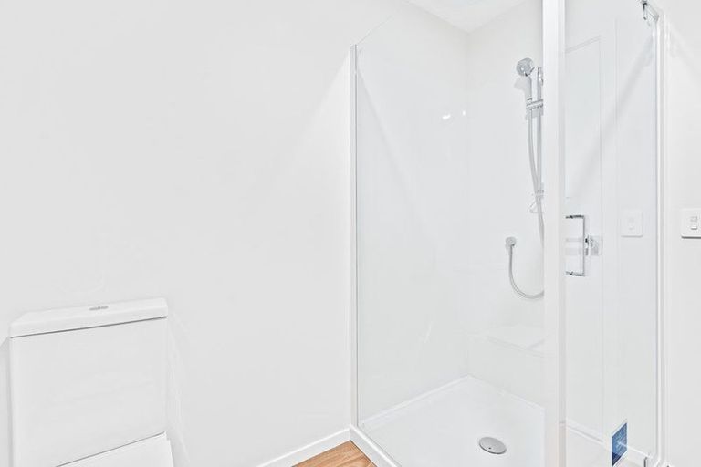 Photo of property in 6/4 Tawhai Street, Stokes Valley, Lower Hutt, 5019