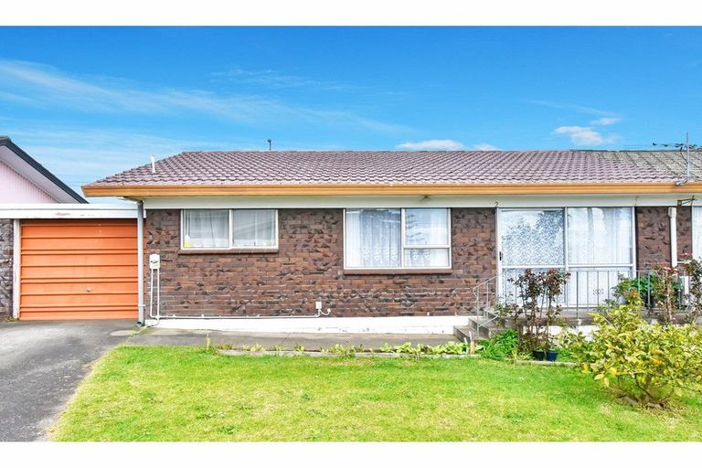 Photo of property in 83b Great South Road, Manurewa, Auckland, 2102