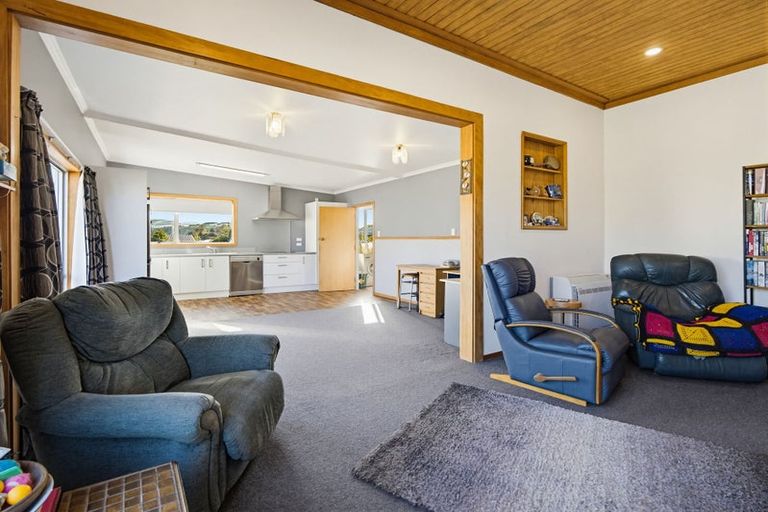 Photo of property in 10 Keatoa Terrace, Owaka, 9535