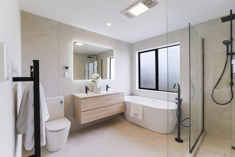 Photo of property in 4 Pukeko Road, Hobsonville, Auckland, 0616