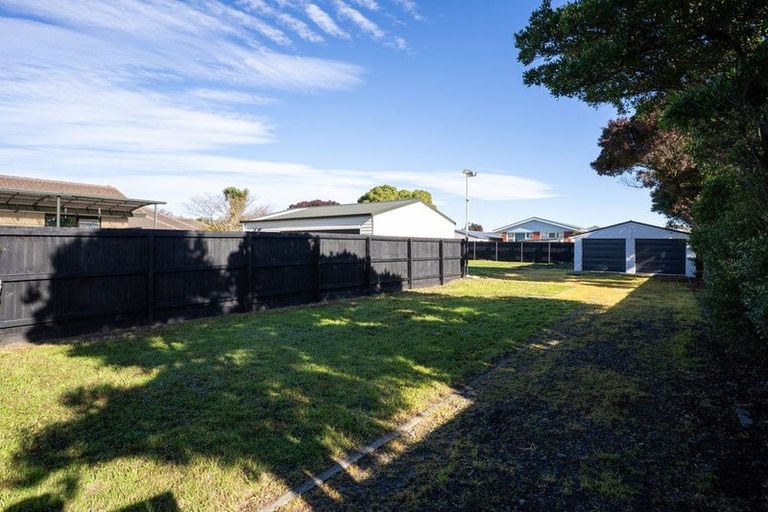 Photo of property in 17 Woodgrove Avenue, North New Brighton, Christchurch, 8083