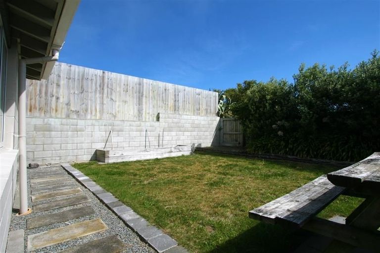Photo of property in 372 Marine Parade, South New Brighton, Christchurch, 8062