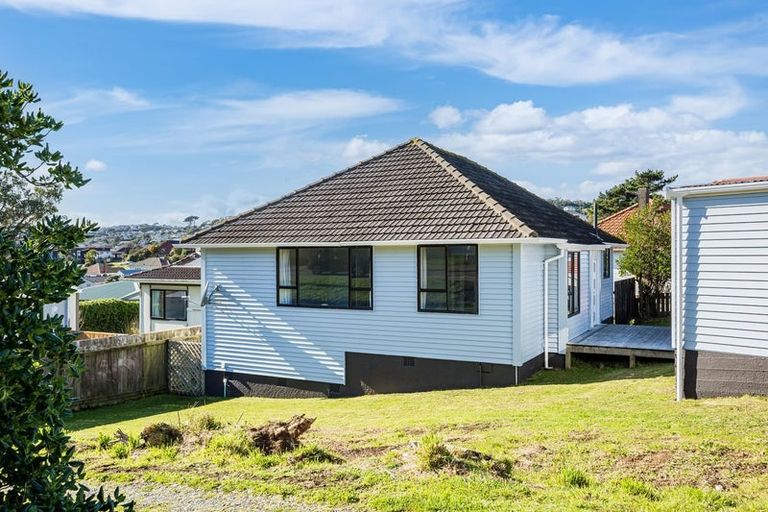 Photo of property in 1 Stephen Street, Johnsonville, Wellington, 6037