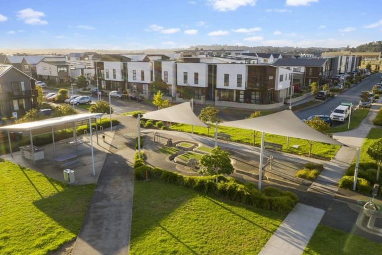 Photo of property in 56 Onekiritea Road, Hobsonville, Auckland, 0616