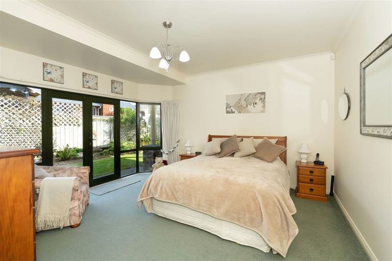 Photo of property in 6 Hillcrest Lane, Levin, 5510