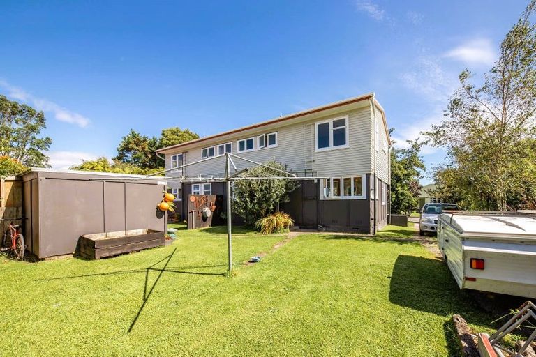 Photo of property in 25 Colvin Street, Westport, 7825