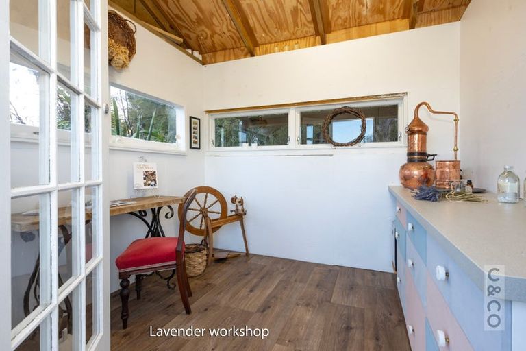 Photo of property in 93 Alf Access Road, Helensville, 0875