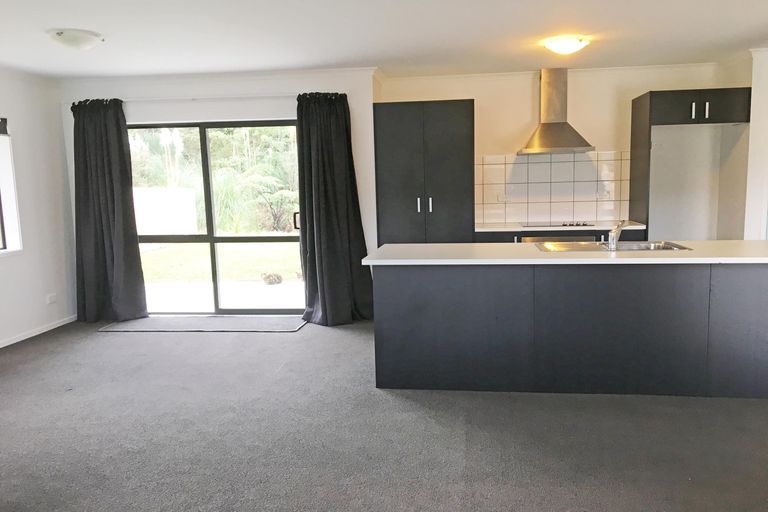 Photo of property in 95 Ridgeway Drive, Te Kamo, Whangarei, 0112