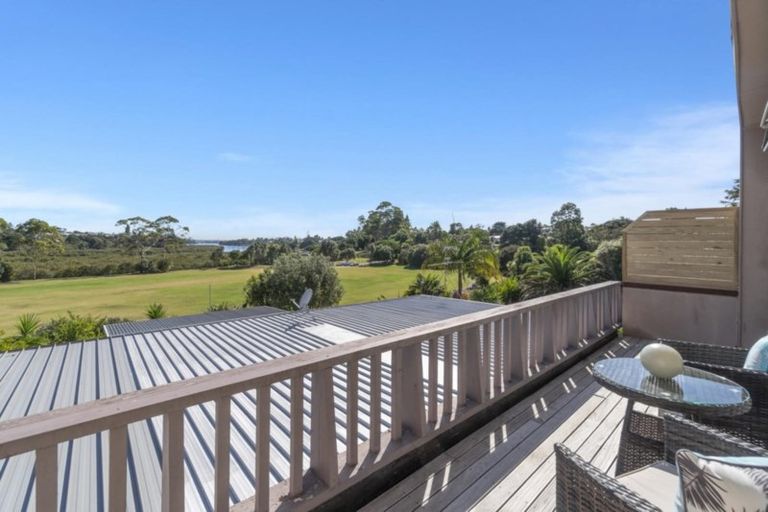 Photo of property in 16 Noall Street, Te Atatu Peninsula, Auckland, 0610