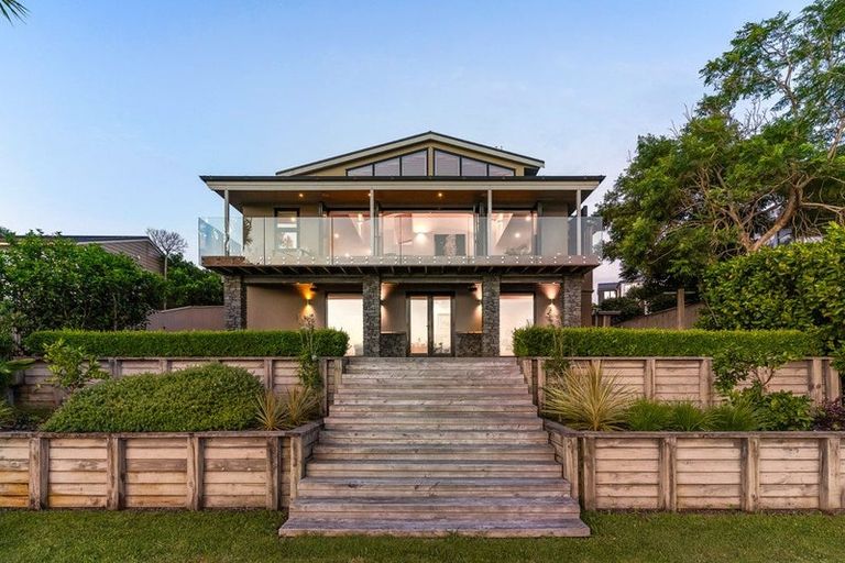 Photo of property in 8 Eric Price Avenue, Takapuna, Auckland, 0620