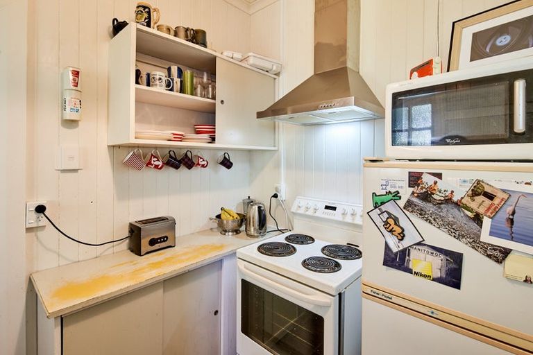 Photo of property in 132-136 Washington Avenue, Brooklyn, Wellington, 6021