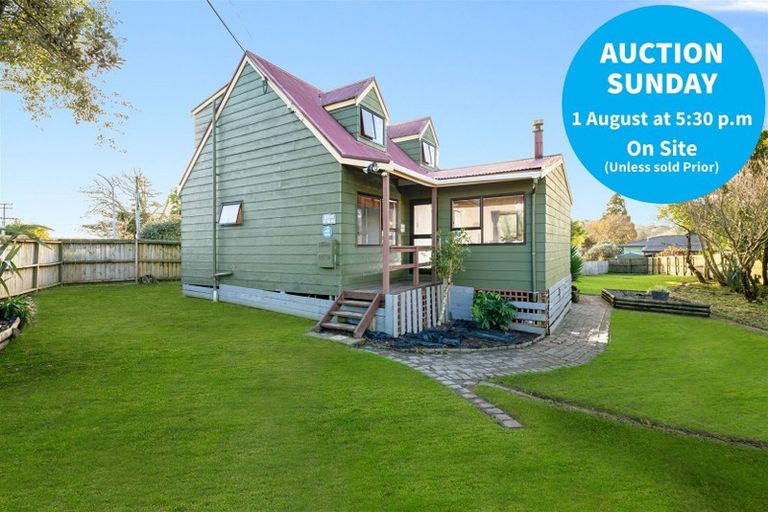 Photo of property in 5 Harrington Road, Henderson, Auckland, 0610