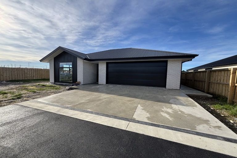 Photo of property in 4 Appaloosa Way, Rolleston, 7614